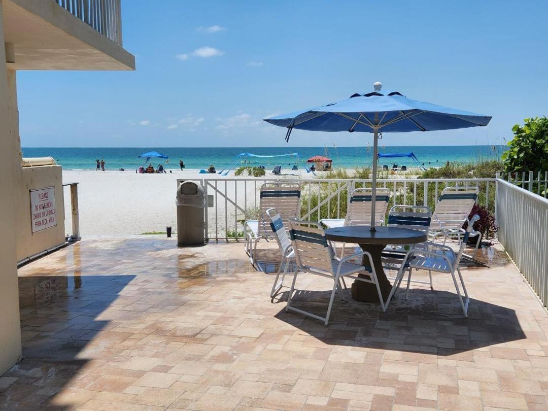 קלירווטר ביץ' Holiday Villas II On The Beach W/Intercoastal View מראה חיצוני תמונה